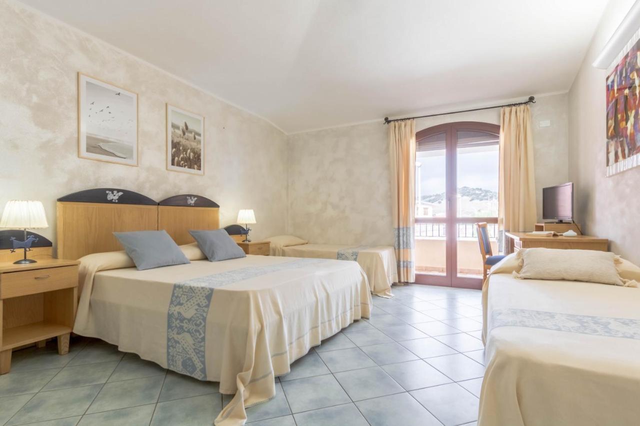 Hotel Villa Del Mare Solanas Solanas  Exterior foto