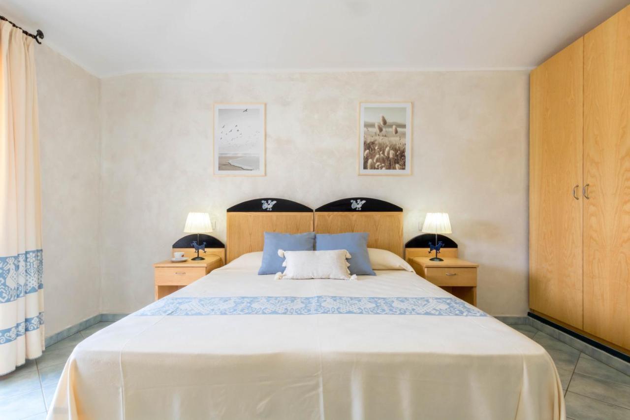 Hotel Villa Del Mare Solanas Solanas  Exterior foto